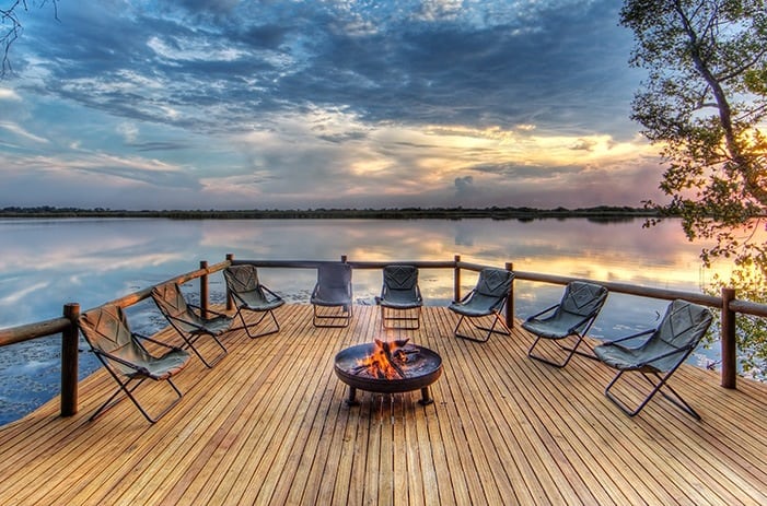 Xugana Island Lodge - The fire deck