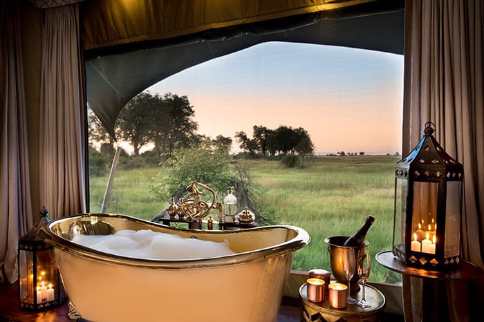 Duba Plains Camp - Guest tent bedroom