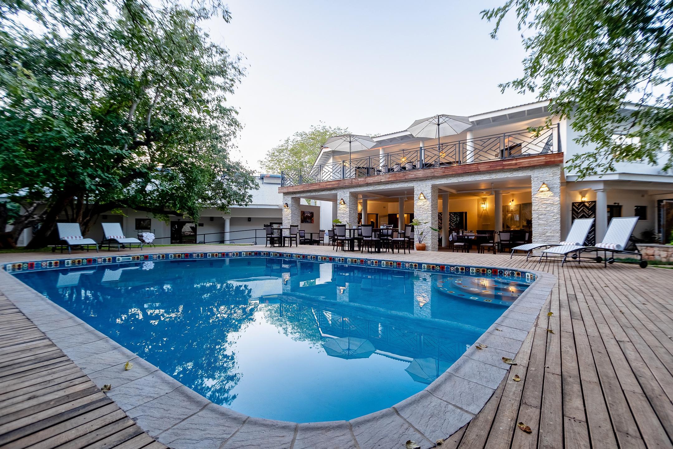 Bayete_Pool-Main-Area