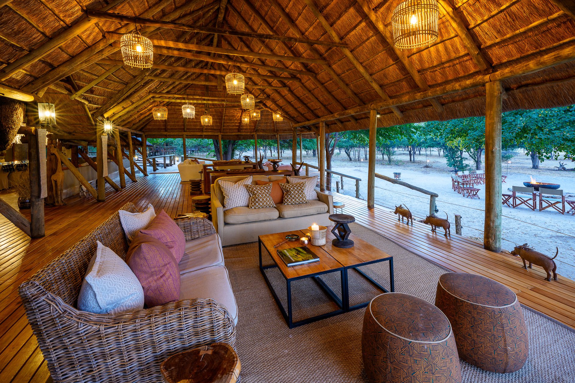 Dinaka_Camp_main_area_lounge_camp_fire_view