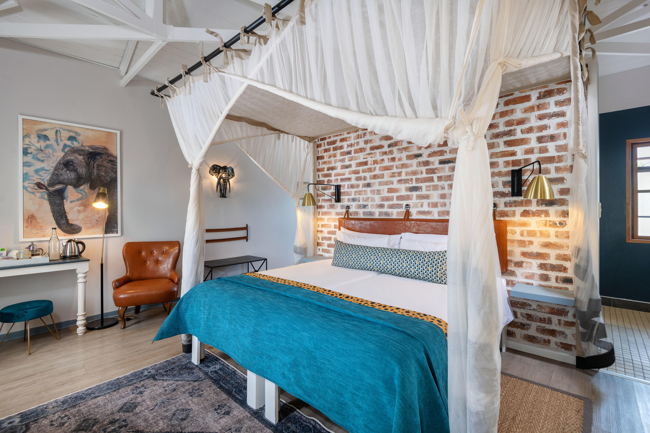 Etosha-Safari-Lodge_2