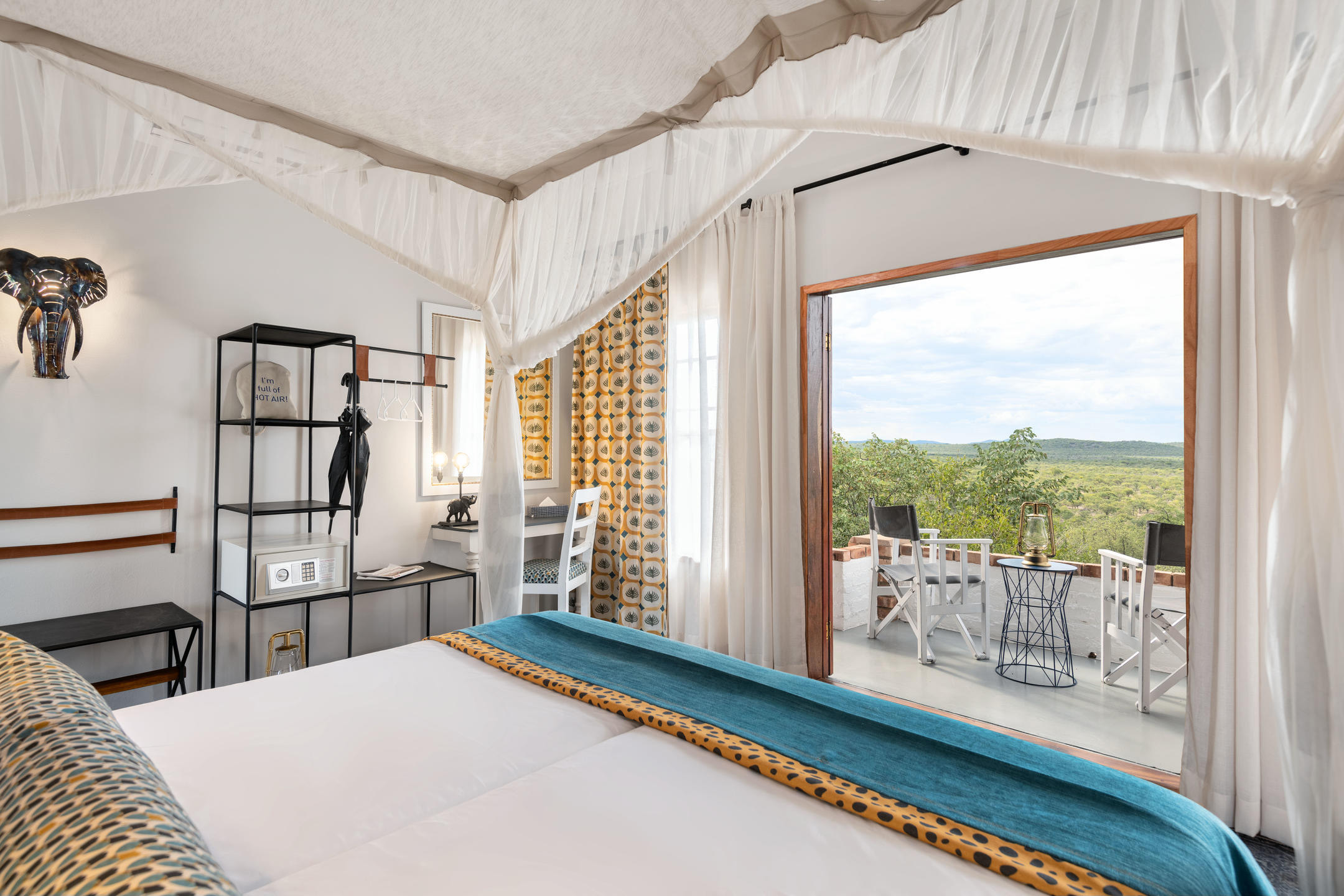 Etosha-Safari-Lodge_3