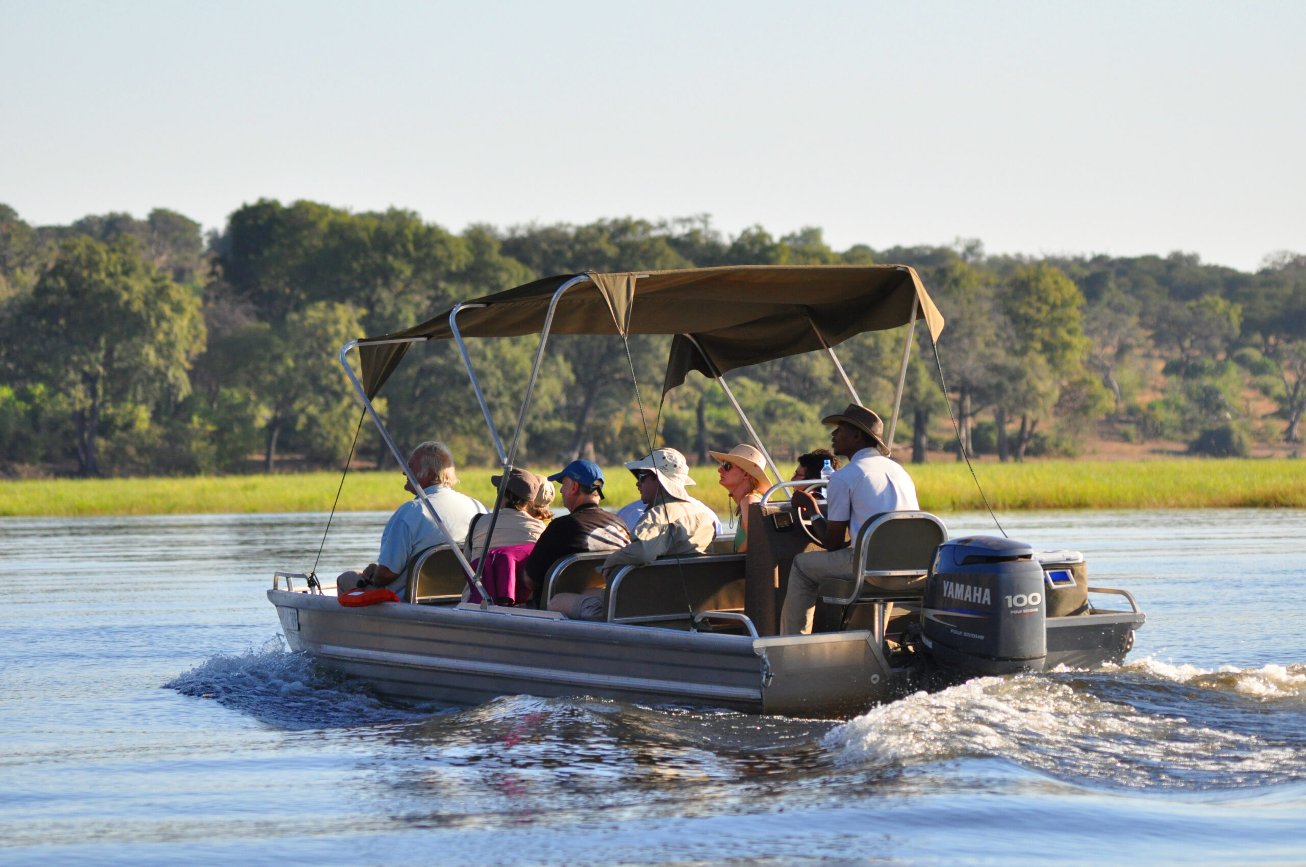 Muchenje new boat (3)