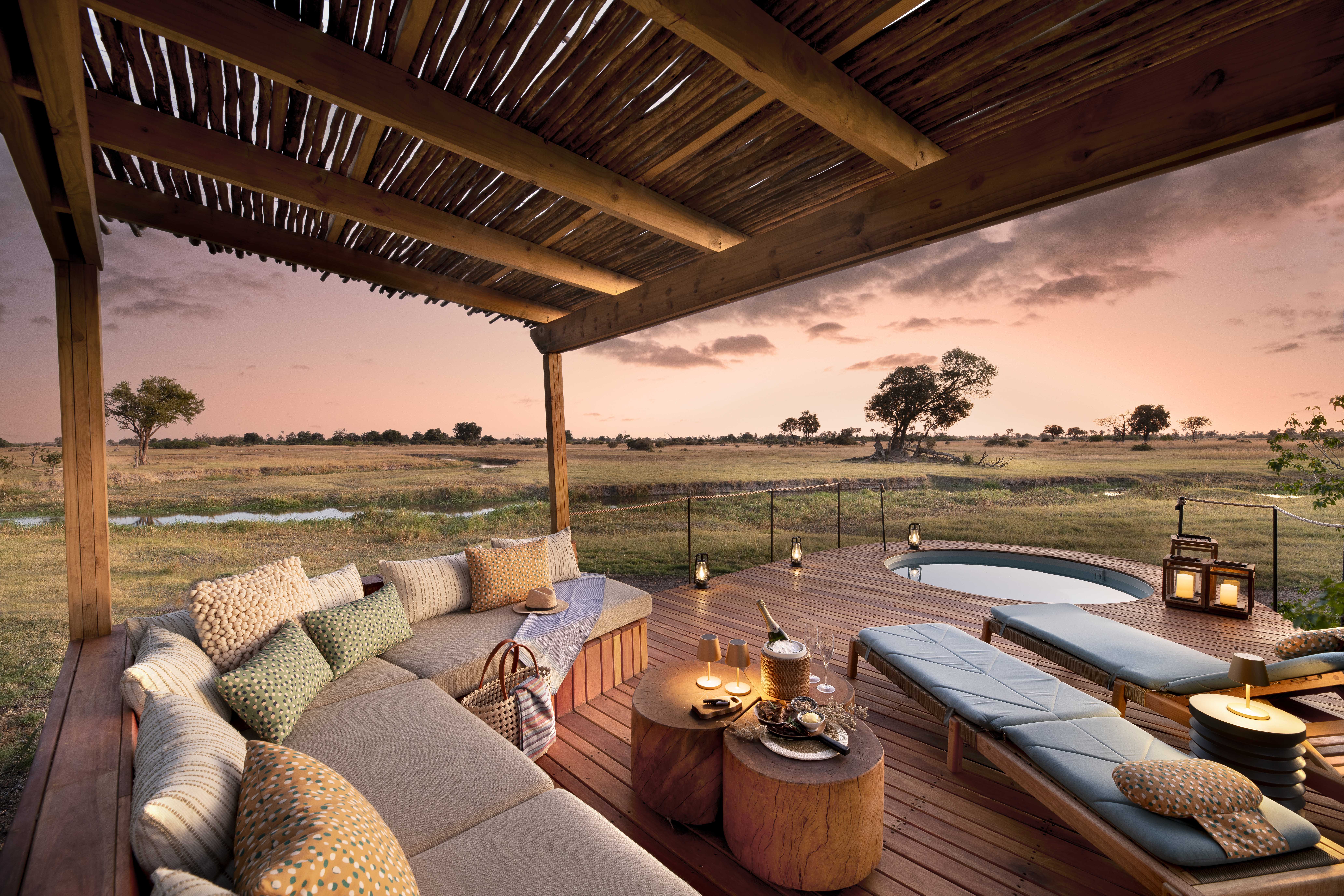 Botswana_Tawana_Guest Suite Plunge Pool at sunset